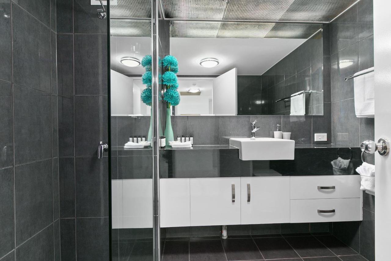 Cairns Luxury Seafront Apartment Exterior foto