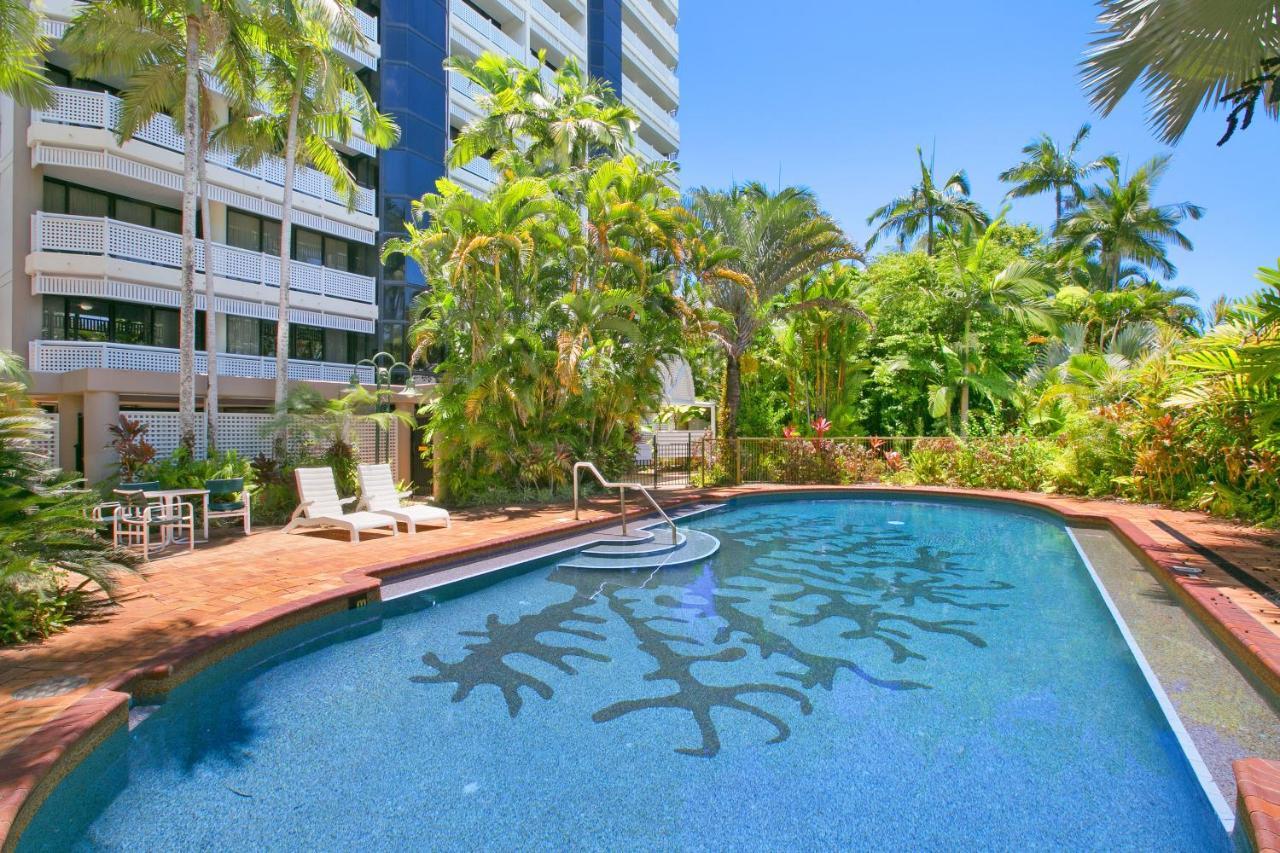 Cairns Luxury Seafront Apartment Exterior foto